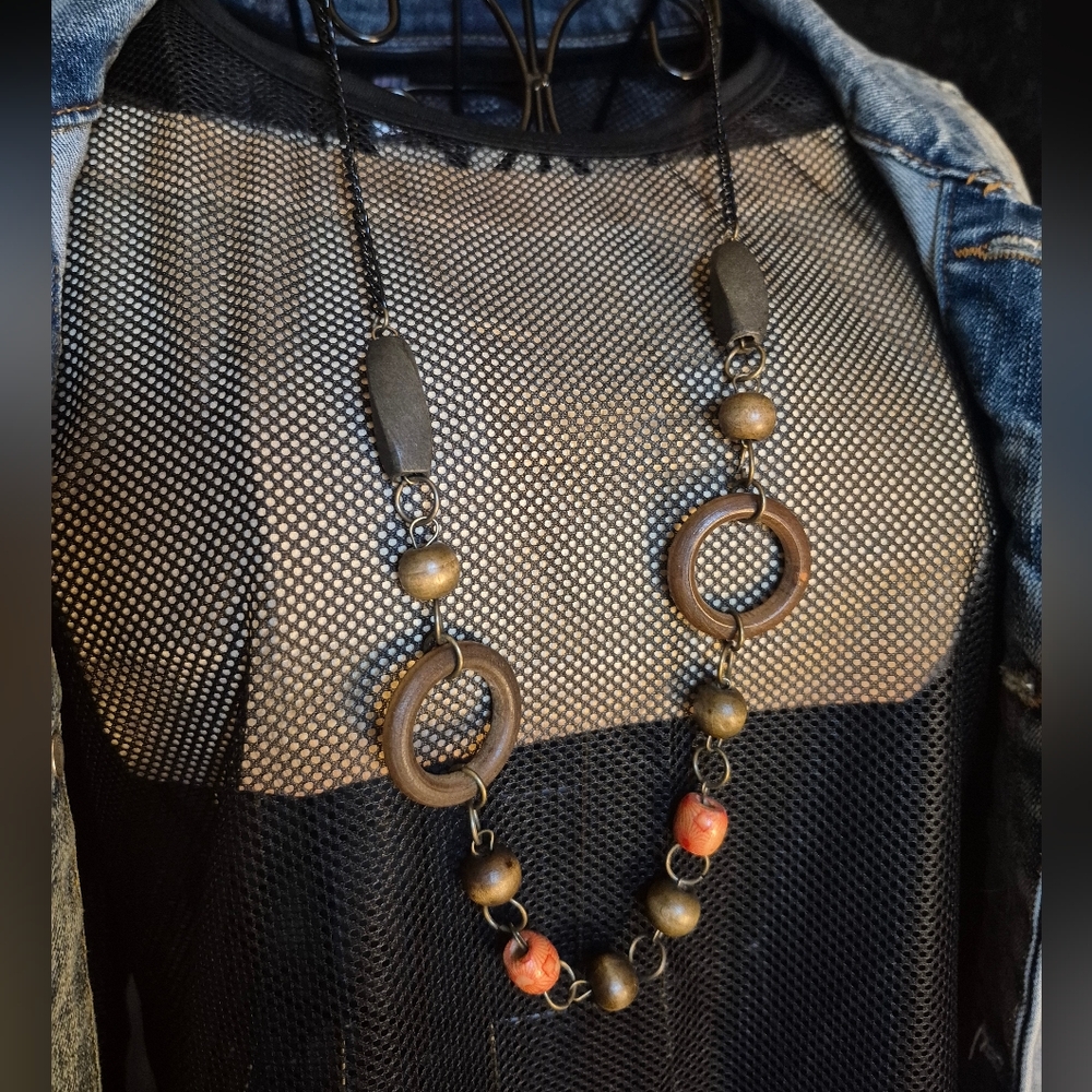 Vintage Carved Wood And Bead Necklace